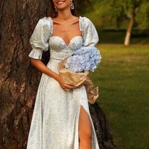 Lyna Midi dress Alamour the Label